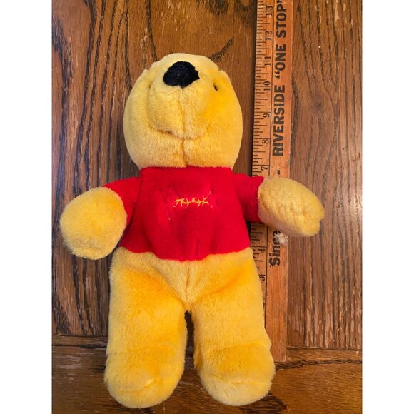 Vintage Sears Gund Disney Winnie The Pooh Plush Bear 9" Yellow With Red Shirt St - Picture 4 of 6